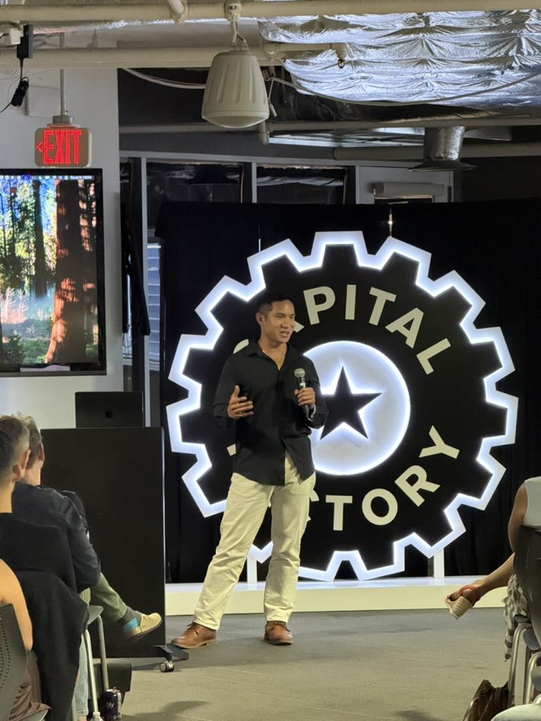 Hugh Chin of Clustr speaking at Capital Factory in Austin